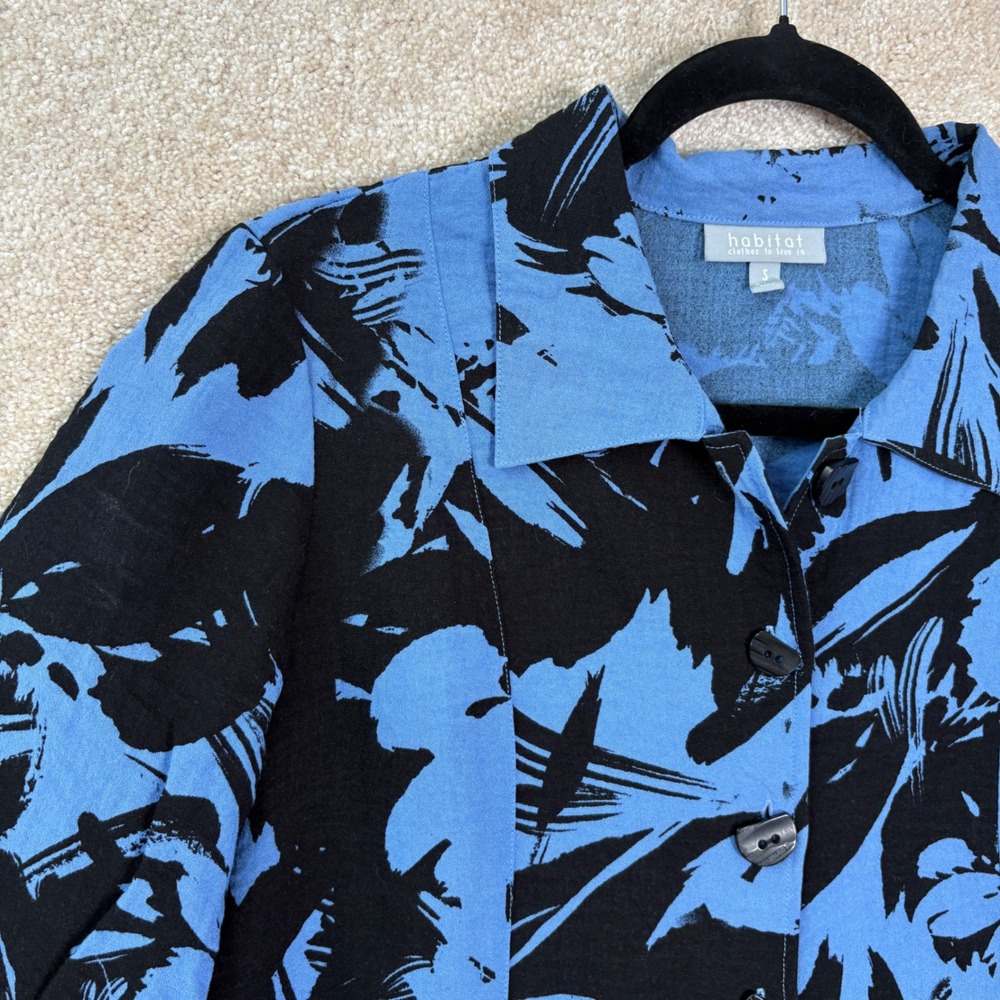 HABITAT Button Front Shirt Women's Small Blue Abstract Art To Wear Lagenlook - Picture 2 of 7